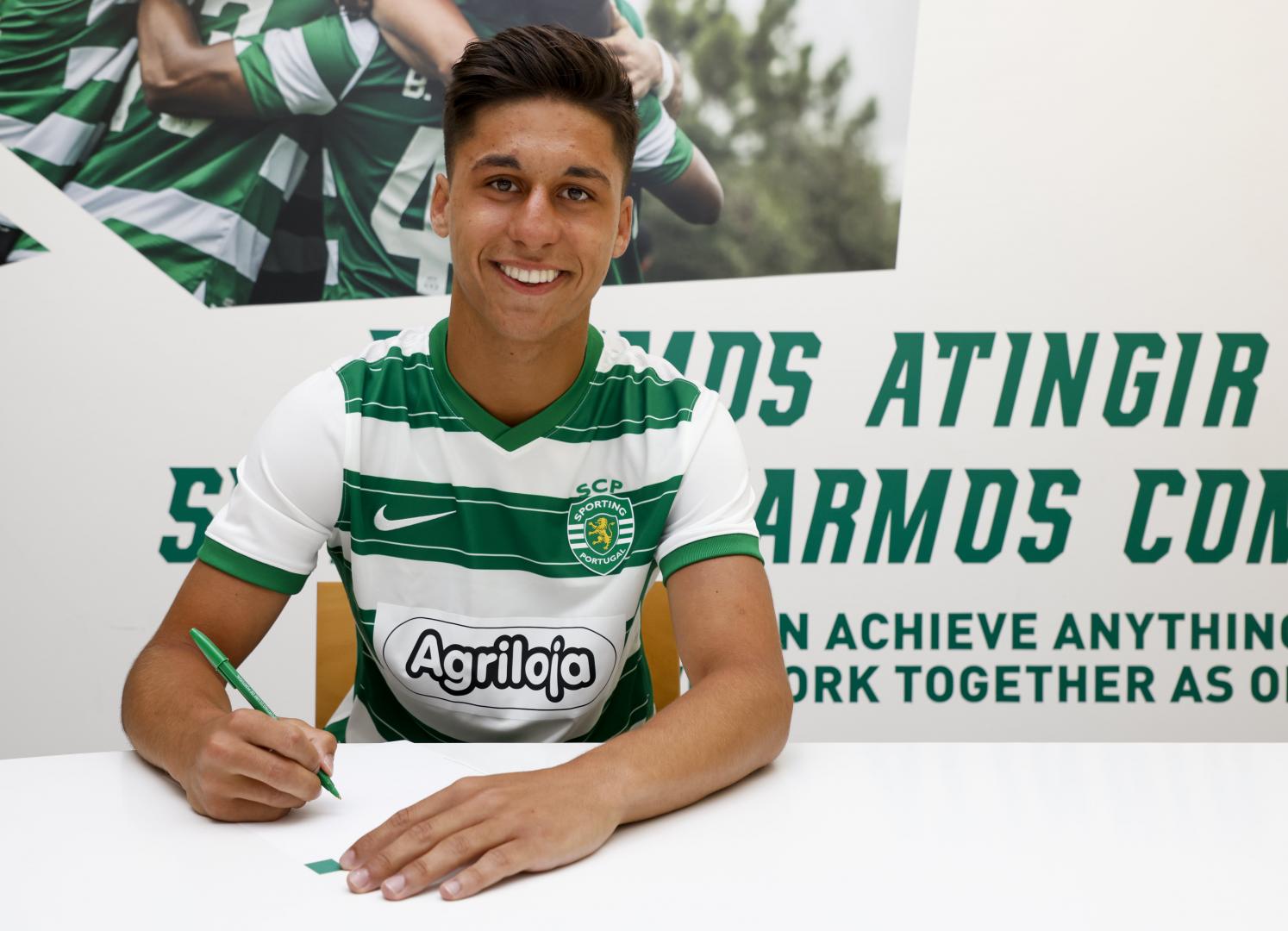 Contrato Profissional Rodrigo Marquês